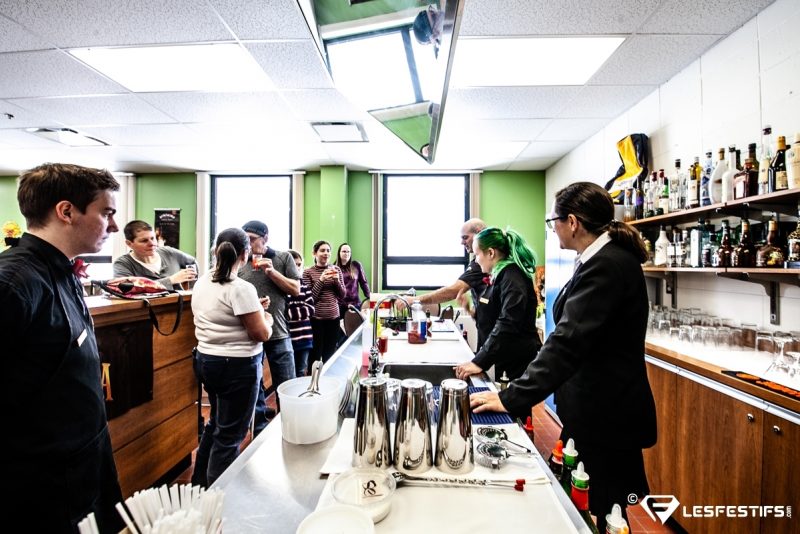 Formation professionnelle en Service de la restauration (DEP) - École hôtelière de la Capitale