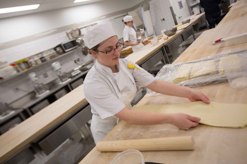 Formation professionnelle en Boulangerie (DEP)  - École hôtelière de la Capitale